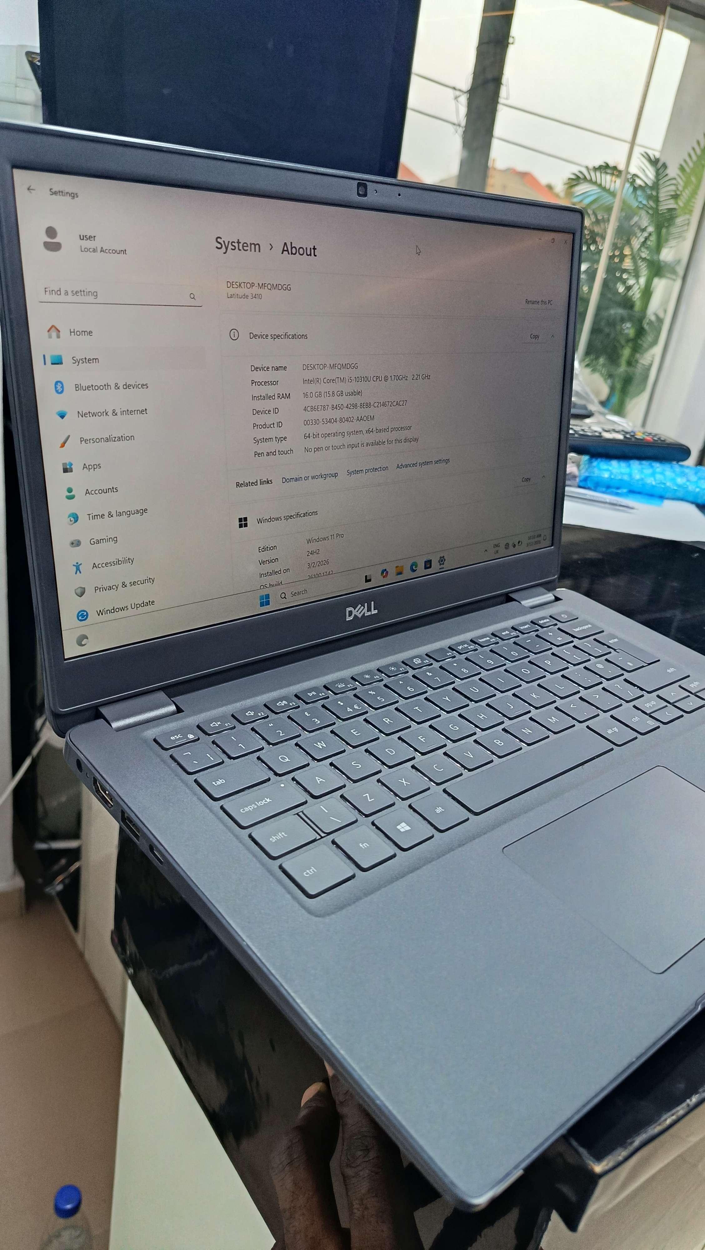 Dell latitude 3410 image1